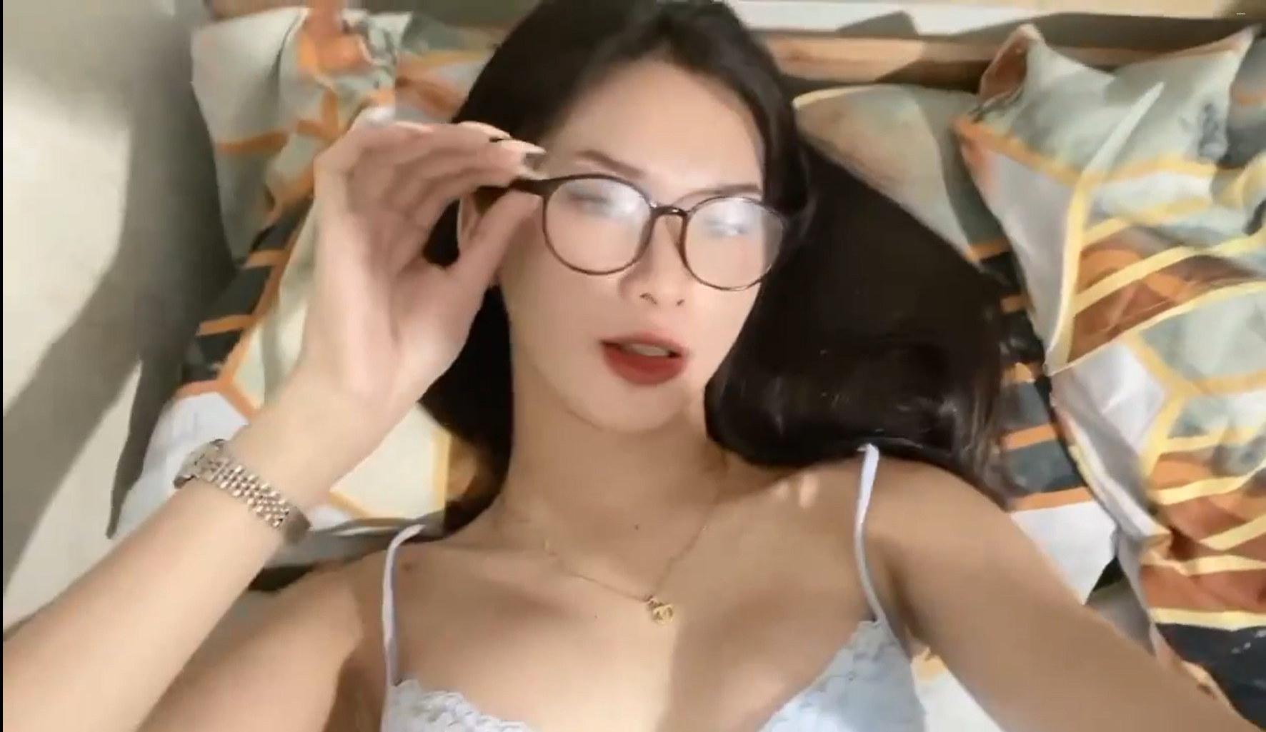 Cewek Cantik Toket Gede Tak Ada Celanya, Ngentotnya Enak Banget